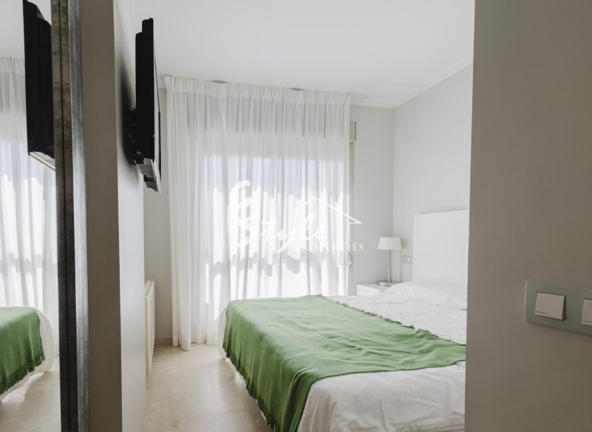 Resale - Apartament  - Orihuela-Costa - Las Colinas Golf