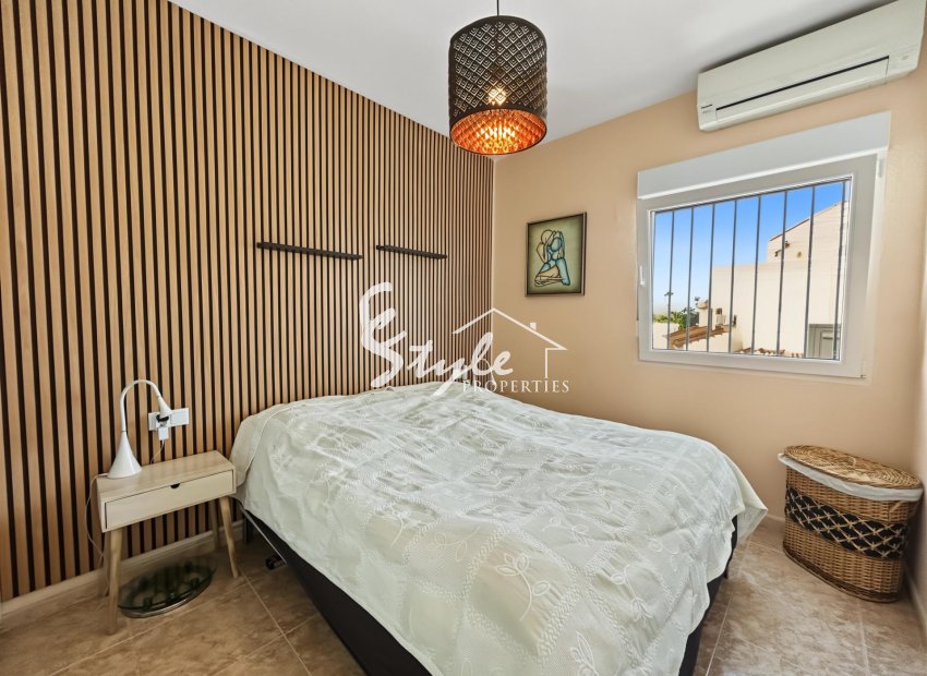 Resale - Apartament  - Orihuela-Costa - Lomas de Don Juan