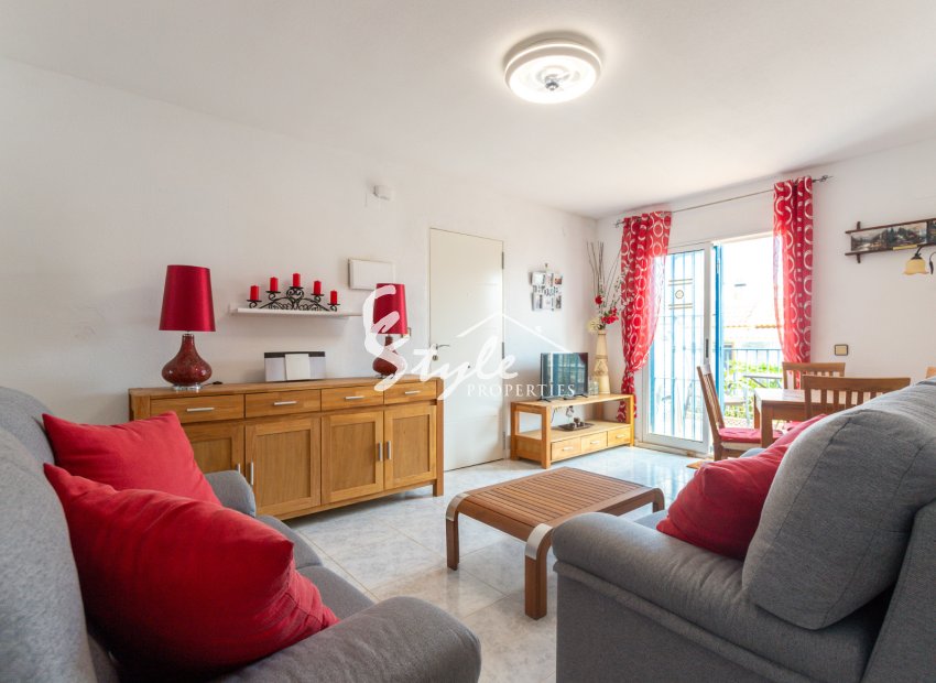 Resale - Apartament  - Orihuela-Costa - Los Almendros-La Florida