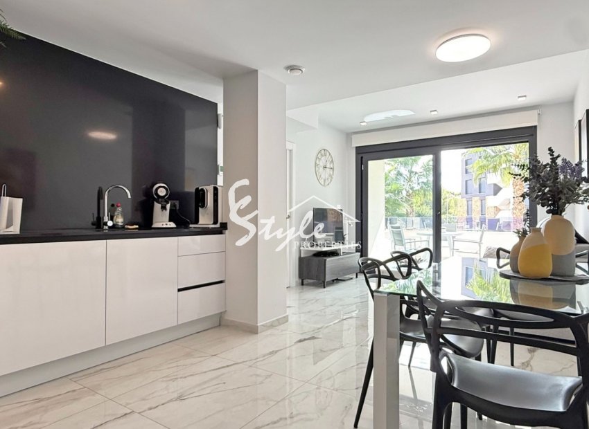 Resale - Apartament  - Orihuela-Costa - Los Altos