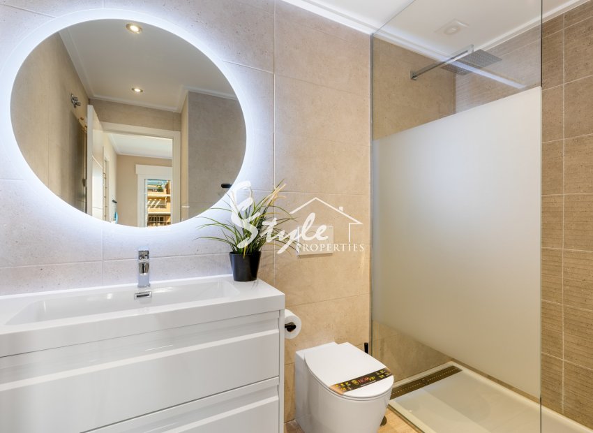 Resale - Apartament  - Orihuela-Costa - Los Dolses