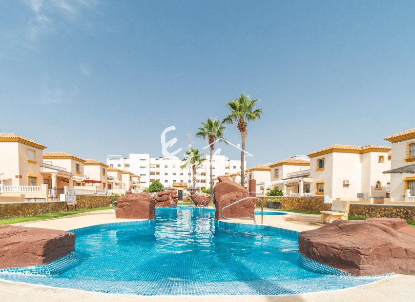 Resale - Apartament  - Orihuela-Costa - Los Dolses