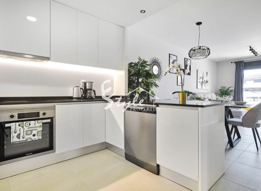 Resale - Apartament  - Orihuela-Costa - Playa Flamenca