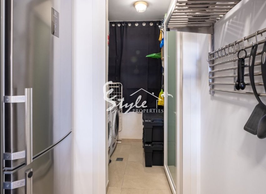 Resale - Apartament  - Orihuela-Costa - Playa Flamenca