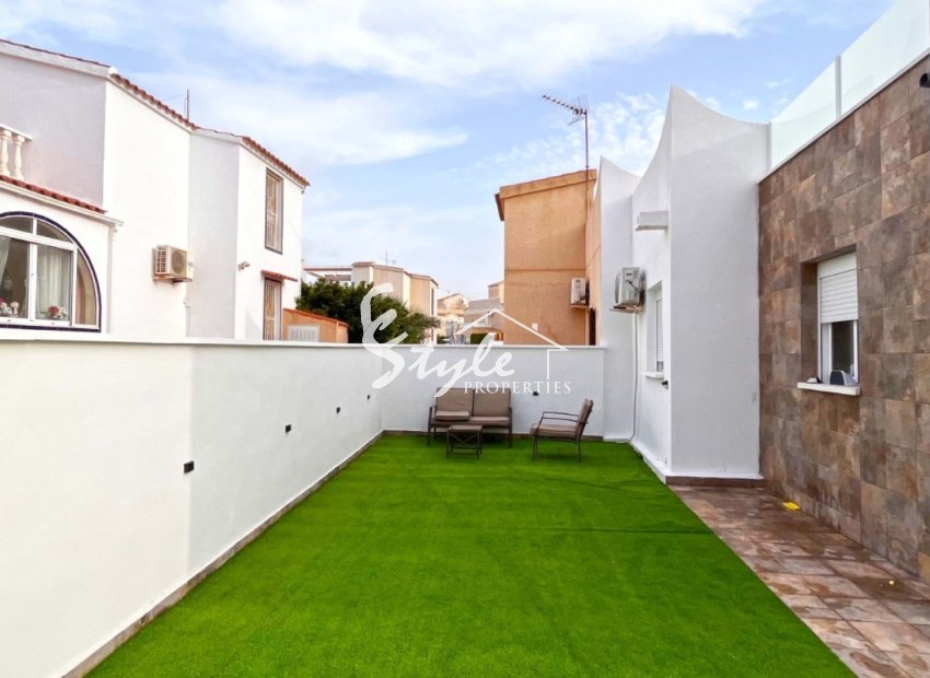 Resale - Apartament  - Orihuela-Costa - Playa Flamenca
