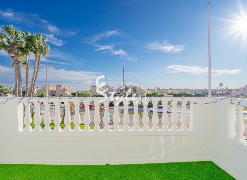 Resale - Apartament  - Orihuela-Costa - Playa Flamenca