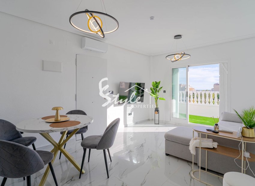 Resale - Apartament  - Orihuela-Costa - Playa Flamenca