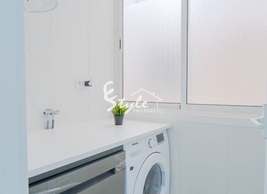 Resale - Apartament  - Orihuela-Costa - Playa Flamenca