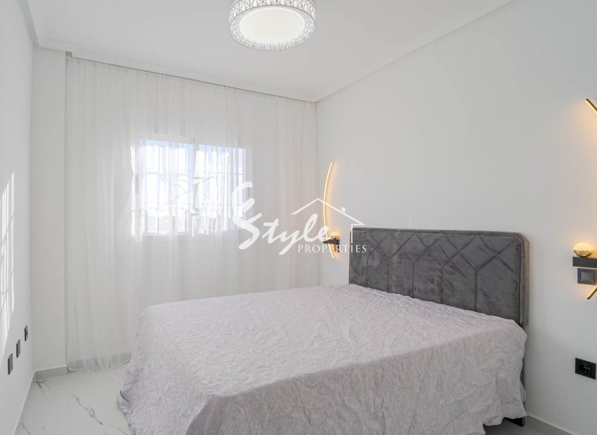 Resale - Apartament  - Orihuela-Costa - Playa Flamenca