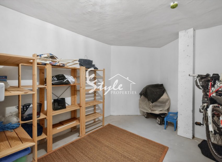 Resale - Apartament  - Orihuela-Costa - Playa Flamenca