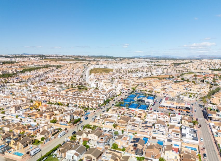 Resale - Apartament  - Orihuela-Costa - Playa Flamenca