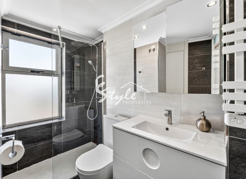 Resale - Apartament  - Orihuela-Costa - Playa Flamenca