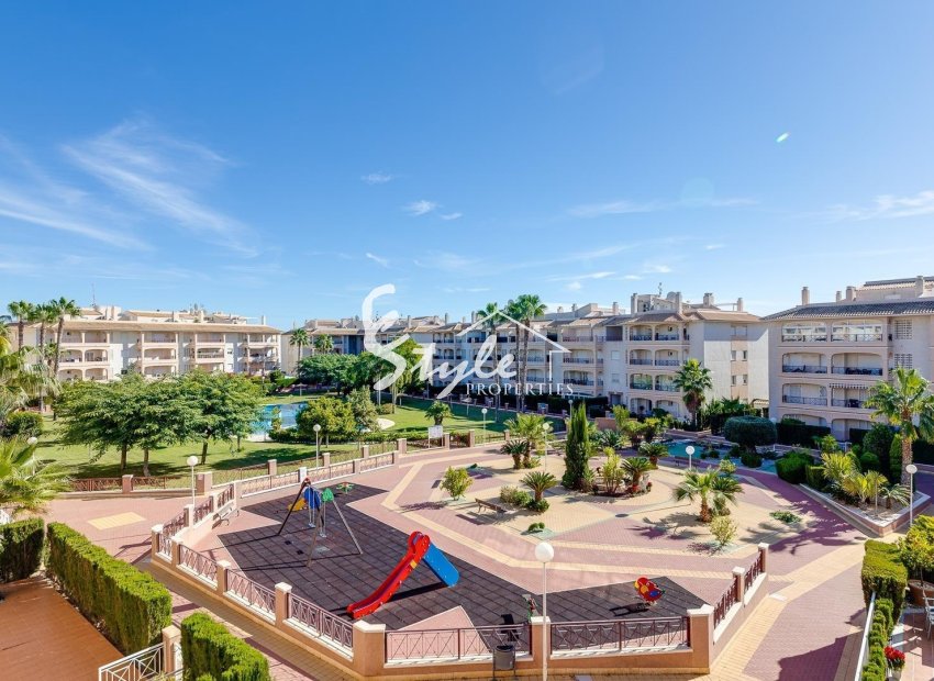 Resale - Apartament  - Orihuela-Costa - Playa Flamenca