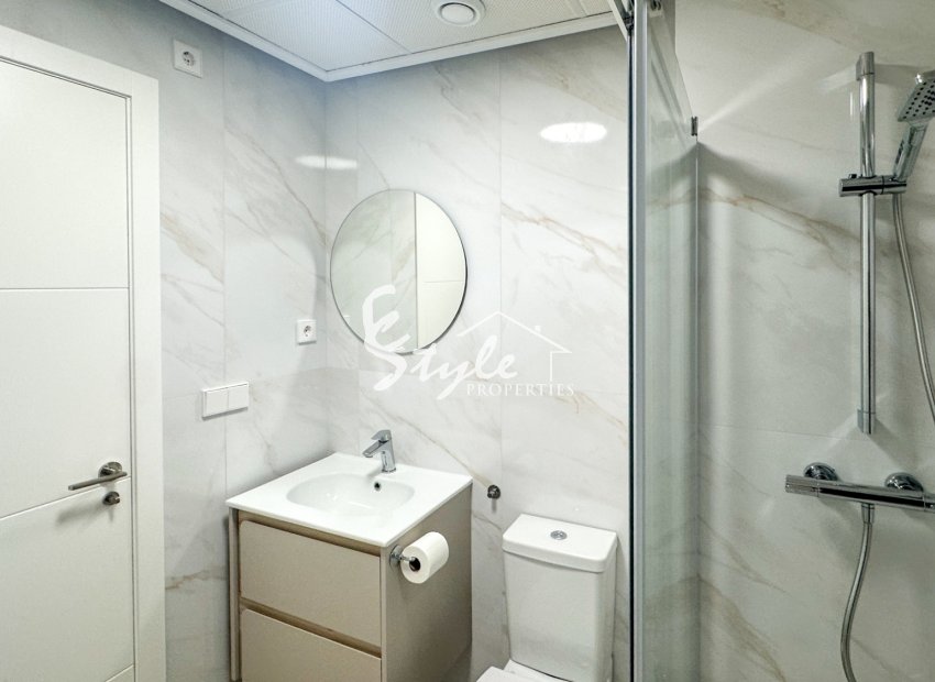 Resale - Apartament  - Orihuela-Costa - Playa Flamenca