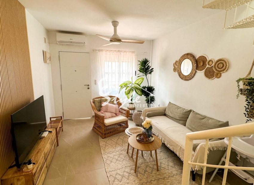 Resale - Apartament  - Orihuela-Costa - Playa Flamenca