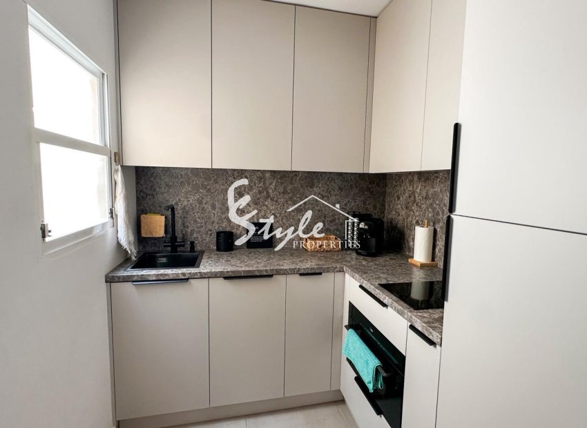 Resale - Apartament  - Orihuela-Costa - Playa Flamenca