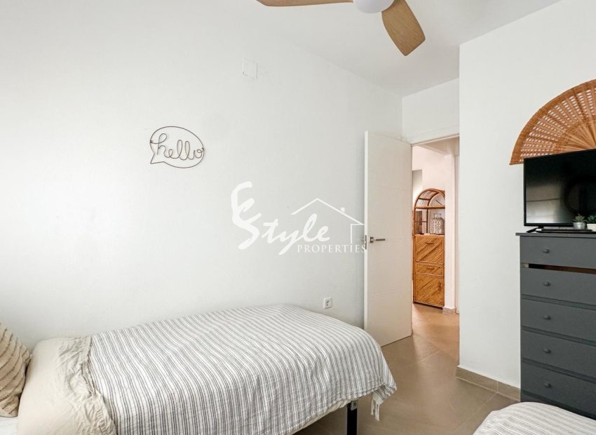 Resale - Apartament  - Orihuela-Costa - Playa Flamenca