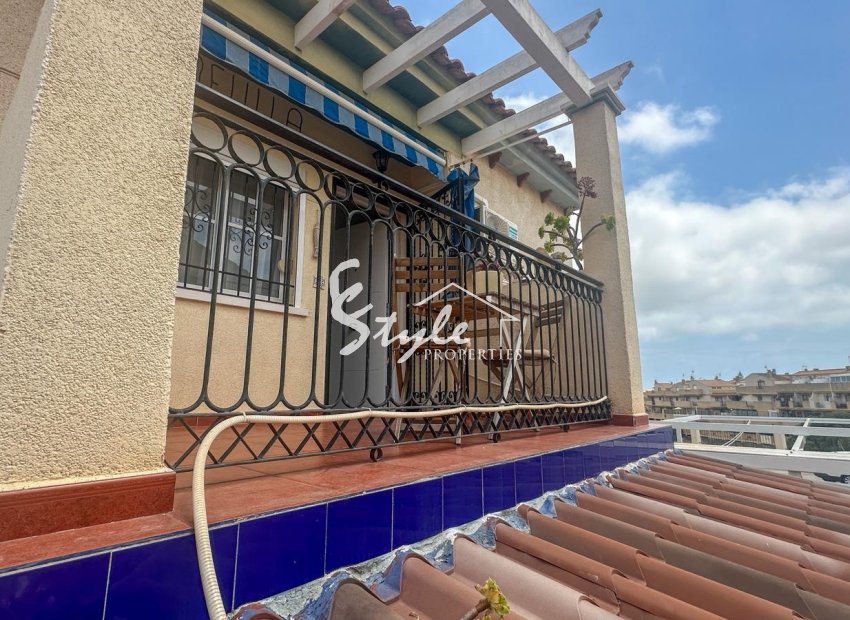 Resale - Apartament  - Orihuela-Costa - Playa Flamenca