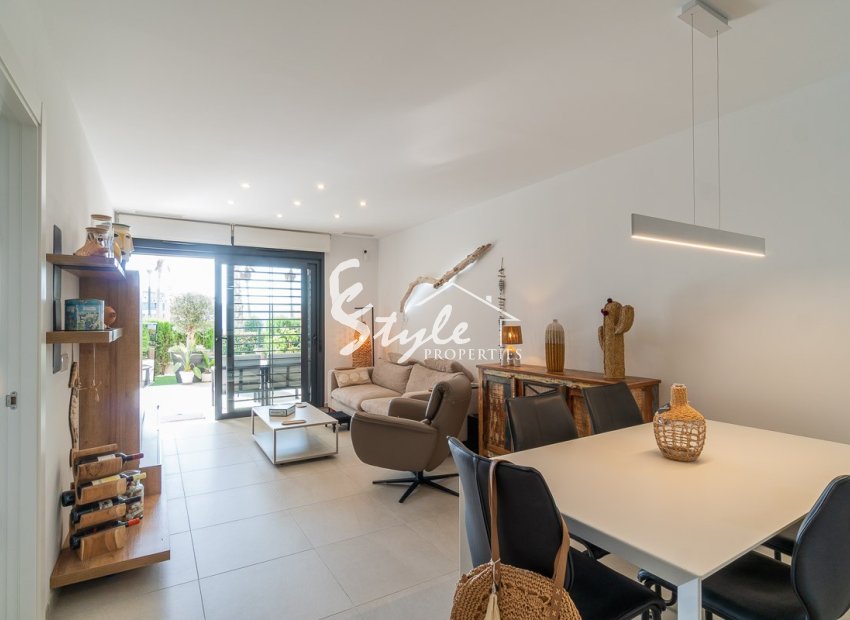 Resale - Apartament  - Orihuela-Costa - Playa Flamenca