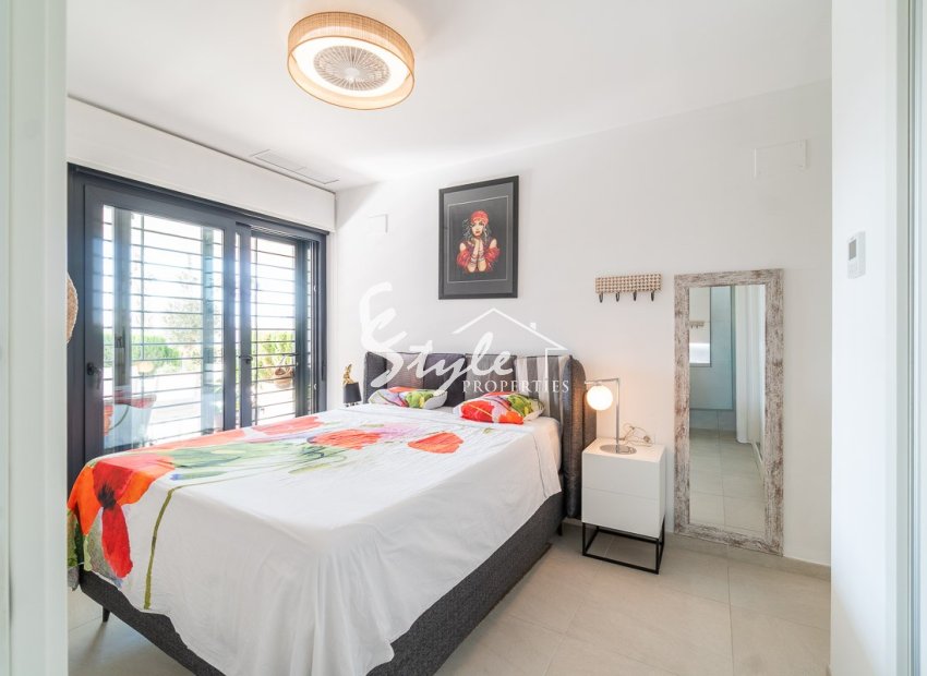 Resale - Apartament  - Orihuela-Costa - Playa Flamenca