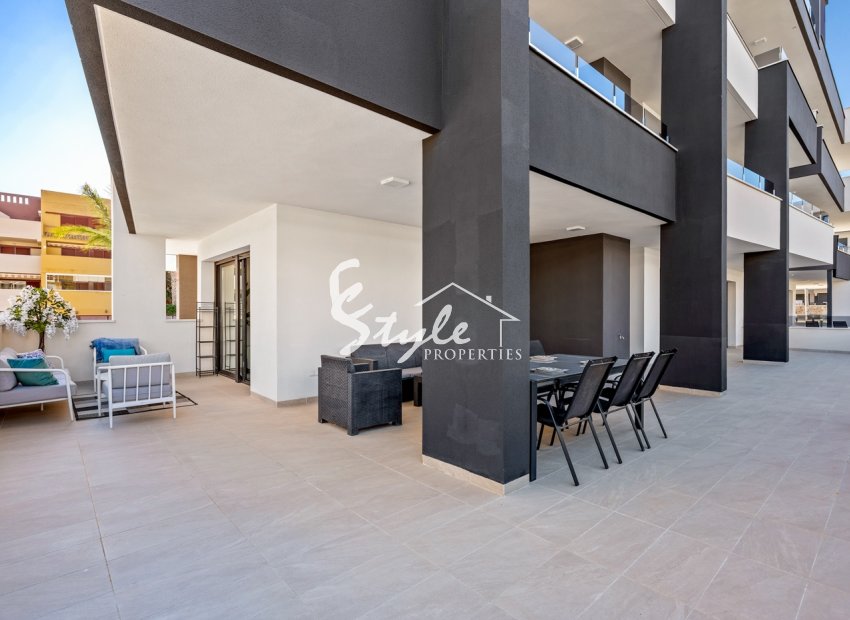 Resale - Apartament  - Orihuela-Costa - Playa Flamenca
