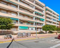 Resale - Apartament  - Orihuela-Costa - Punta Prima