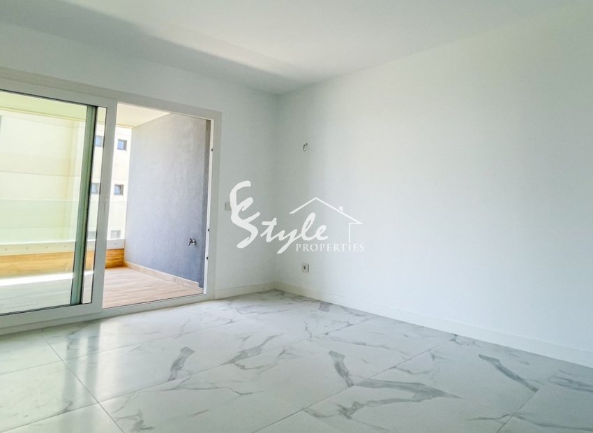 Resale - Apartament  - Orihuela-Costa - Punta Prima