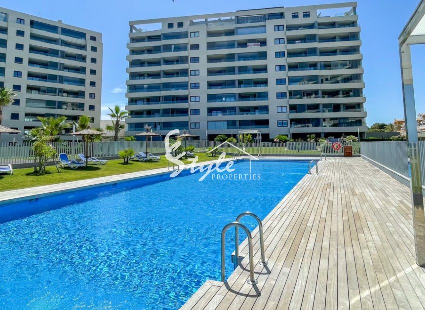 Resale - Apartament  - Orihuela-Costa - Punta Prima