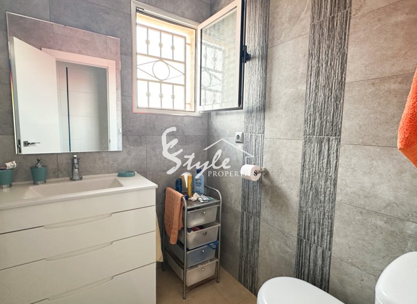 Resale - Apartament  - Orihuela-Costa - Punta Prima