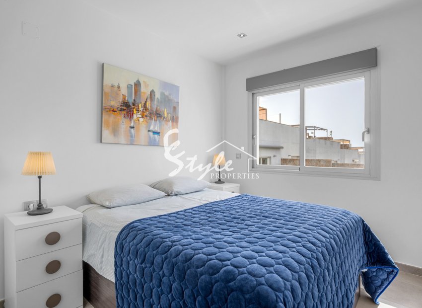 Resale - Apartament  - Orihuela-Costa - Punta Prima