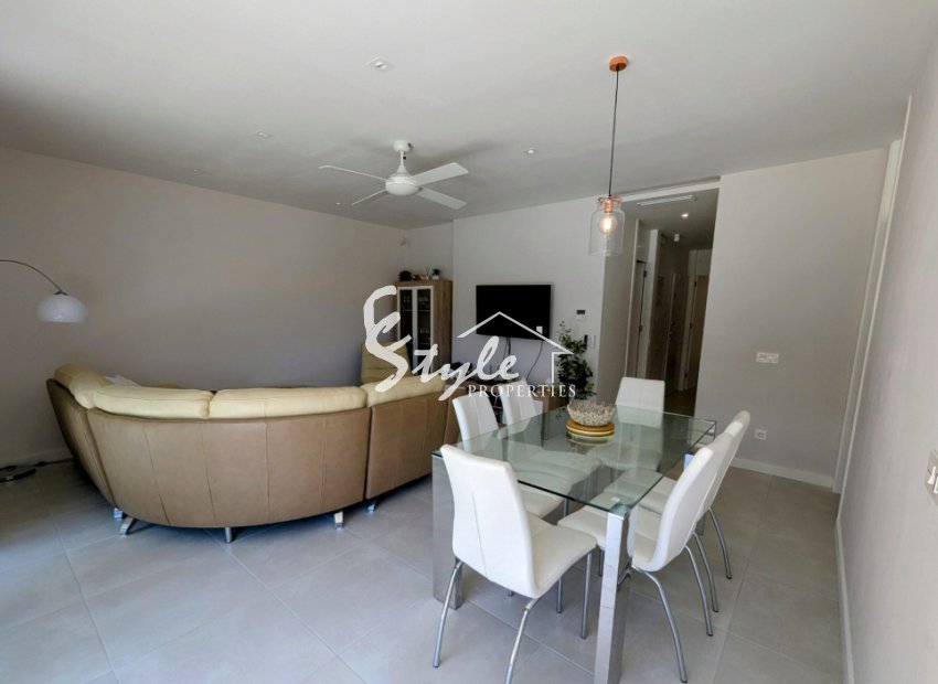 Resale - Apartament  - Orihuela-Costa - Villamartin