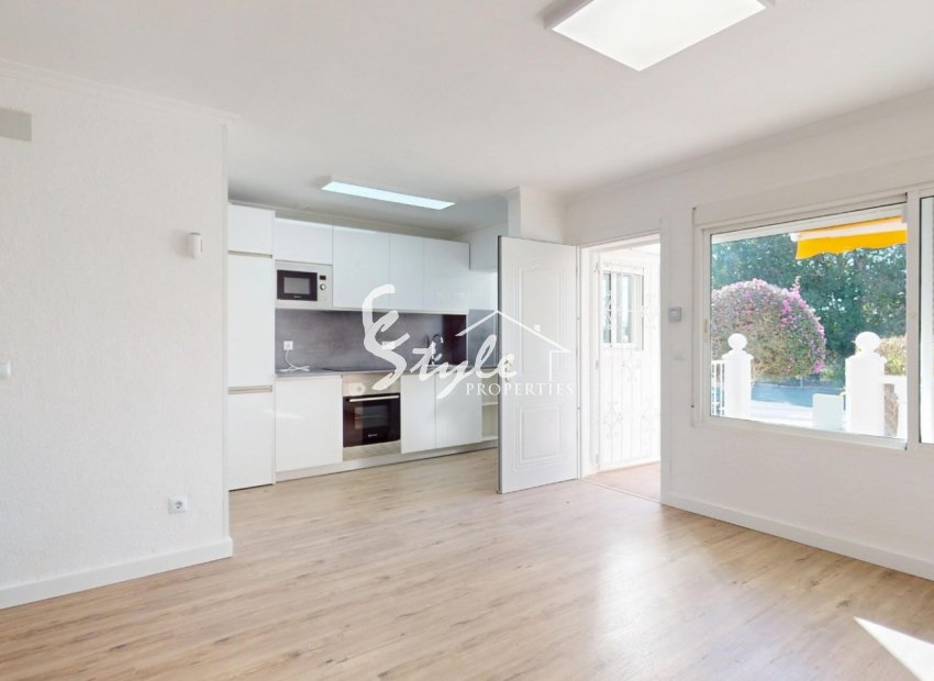 Resale - Apartament  - Orihuela-Costa - Villamartin