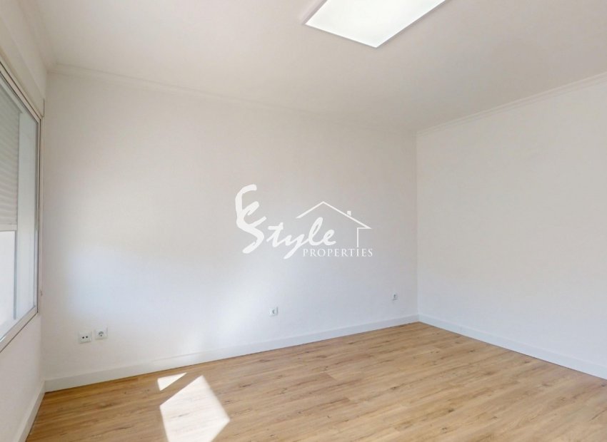 Resale - Apartament  - Orihuela-Costa - Villamartin