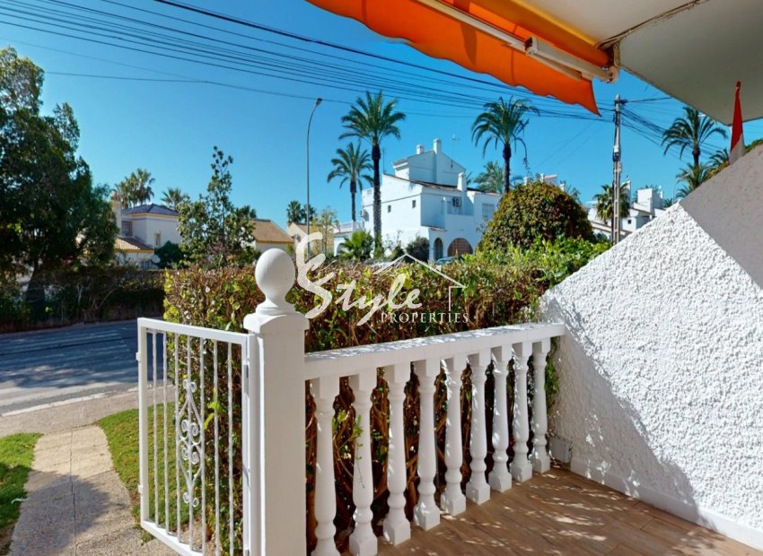 Resale - Apartament  - Orihuela-Costa - Villamartin