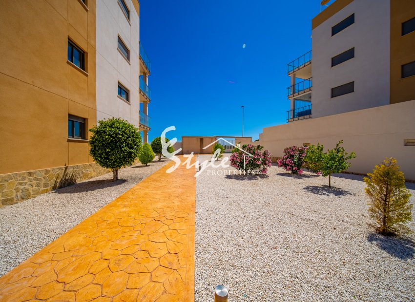 Resale - Apartament  - Orihuela-Costa - Villamartin