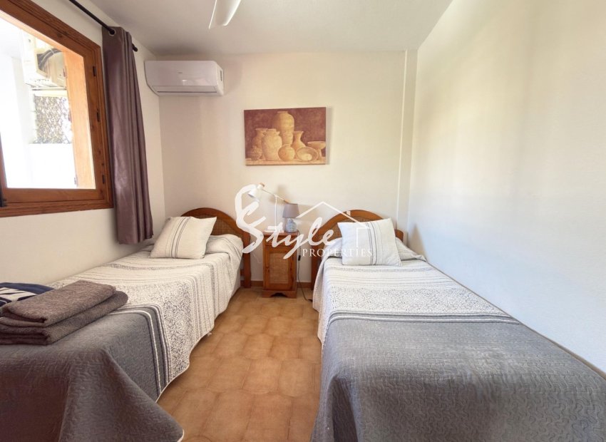 Resale - Apartament  - Orihuela-Costa - Villamartin