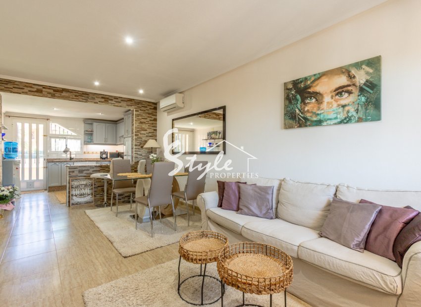 Resale - Apartament  - Orihuela-Costa - Villamartin