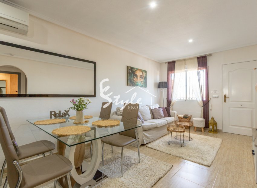 Resale - Apartament  - Orihuela-Costa - Villamartin
