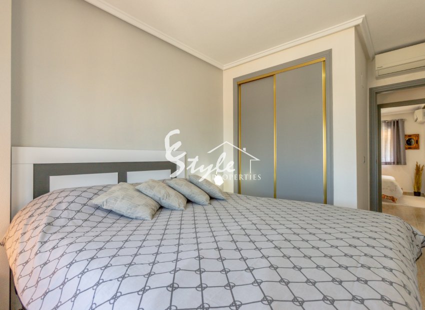 Resale - Apartament  - Orihuela-Costa - Villamartin