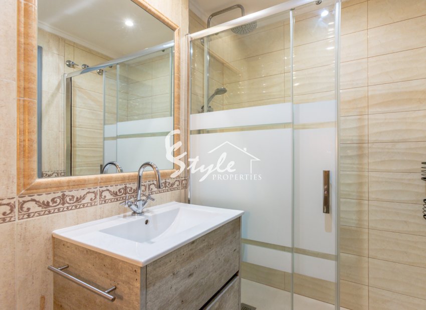 Resale - Apartament  - Orihuela-Costa - Villamartin
