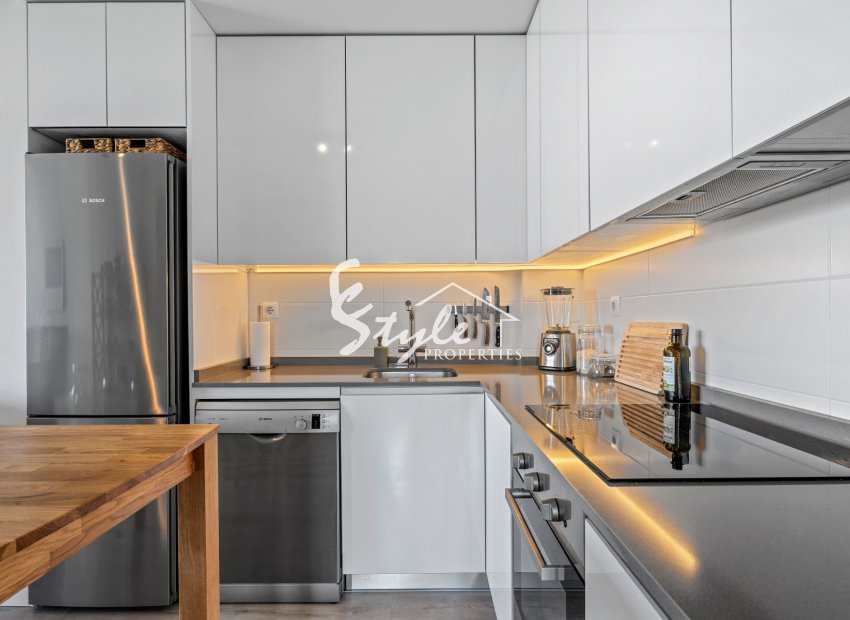 Resale - Apartament  - Orihuela-Costa - Villamartin