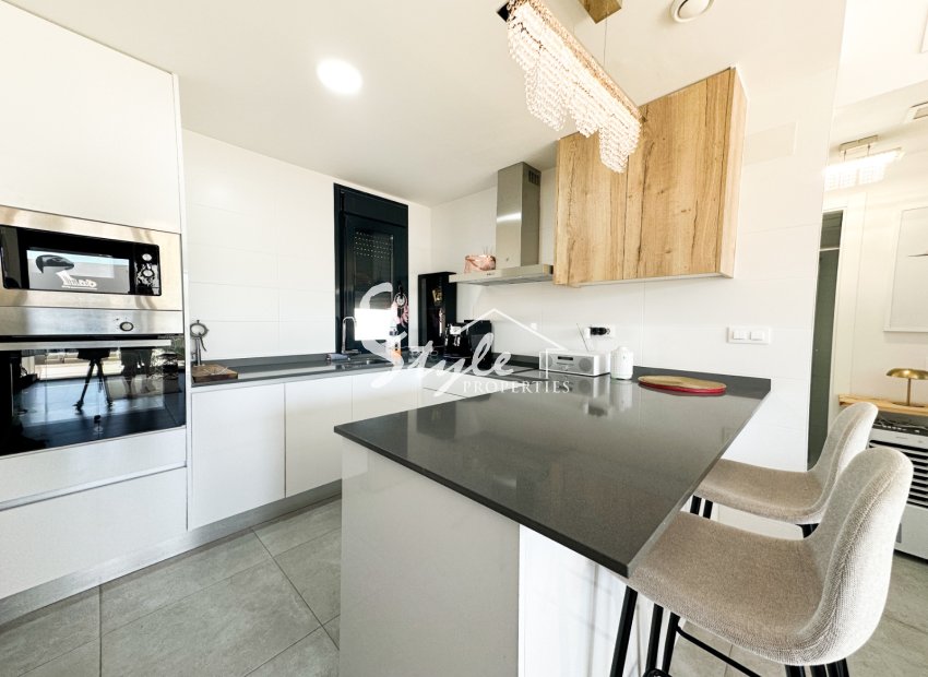 Resale - Apartament  - Orihuela-Costa - Villamartin