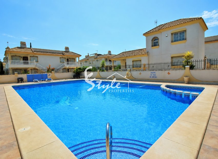 Resale - Apartament  - Orihuela-Costa - Villamartin