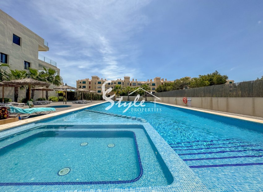Resale - Apartament  - Orihuela-Costa - Villamartin