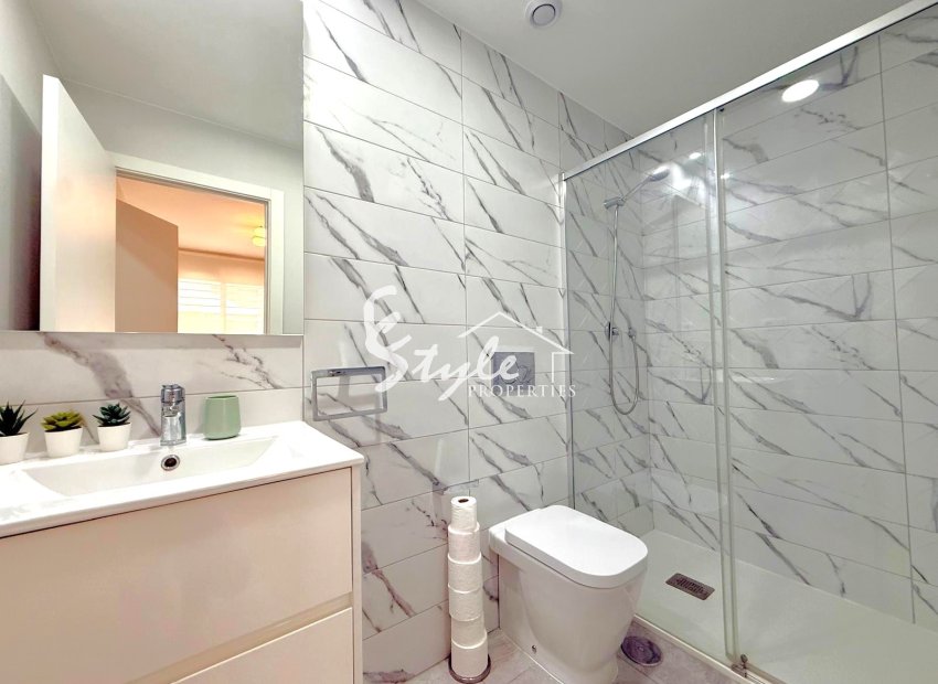 Resale - Apartament  - Orihuela-Costa - Villamartin