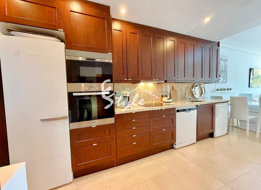 Resale - Apartament  - Orihuela-Costa - Villamartin