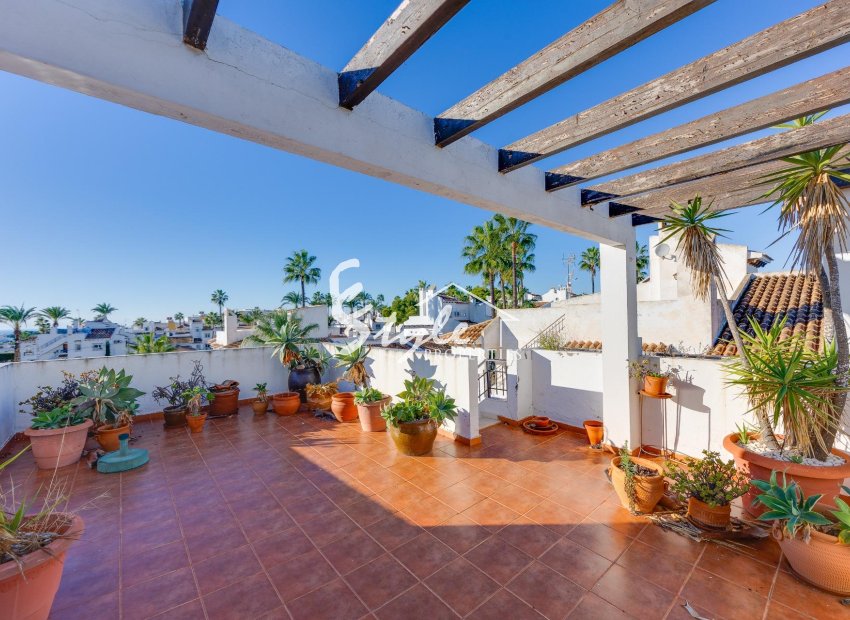 Resale - Apartament  - Orihuela-Costa - Villamartin