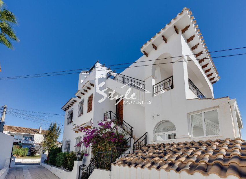 Resale - Apartament  - Orihuela-Costa - Villamartin