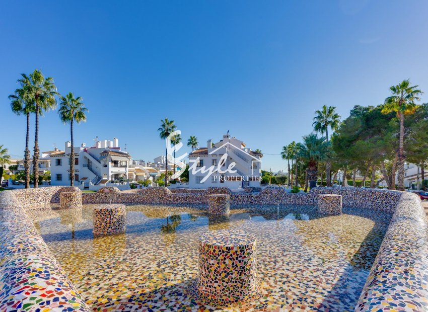 Resale - Apartament  - Orihuela-Costa - Villamartin