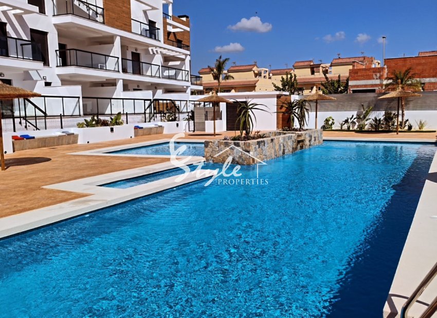 Resale - Apartament  - Pilar de la Horadada - El Mojón